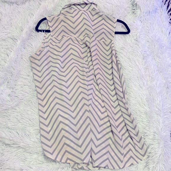 Express zig zag grey and white top tank large - Picture 3 of 3